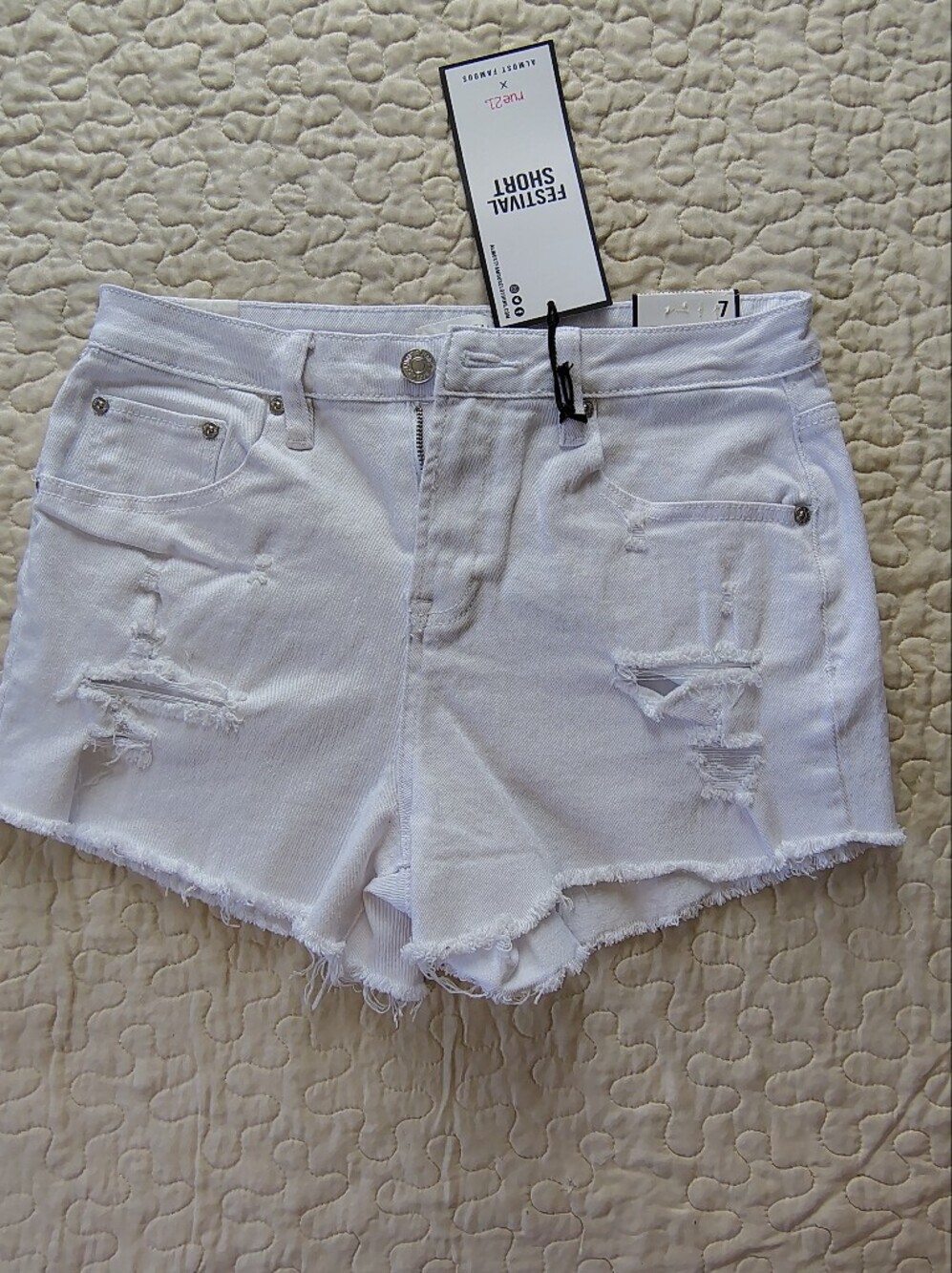 Almost Famous White Distressed Women's Denim Shorts Size 7